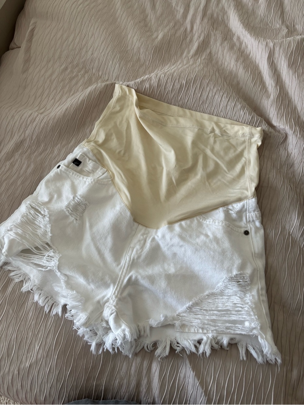 Pinkblush Maternity Ripped Denim White shorts